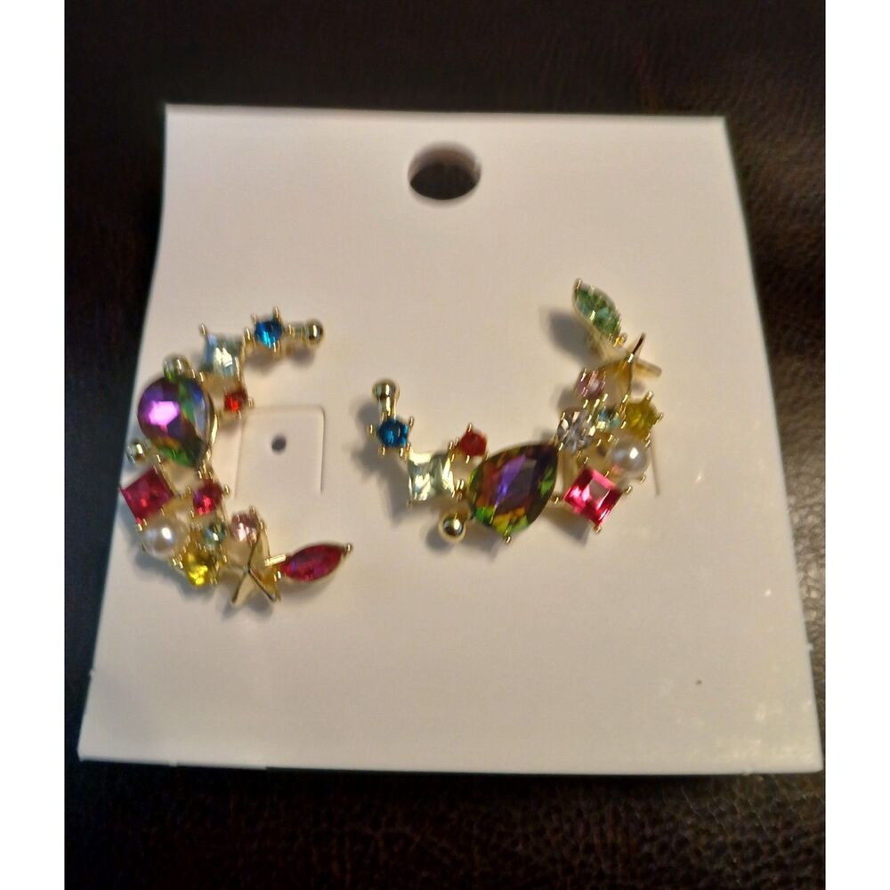 Moon or C Shaped Rhinestone Earrings STUNNING! - Picture 4 of 7